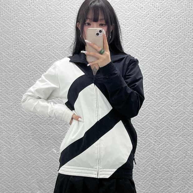 아디다스 빈티지 올드스쿨 펑크 이큅먼트 바람막이 자켓 85 C10758