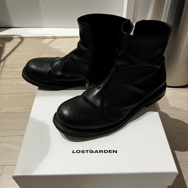 UNIFORM Washed Boots Black