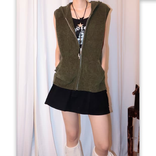 Knitting Sleeveless Hooded jk