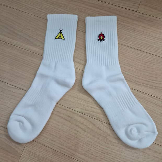 캠핑자수 중목 남자양말 4켤레 (도톰) 화이트