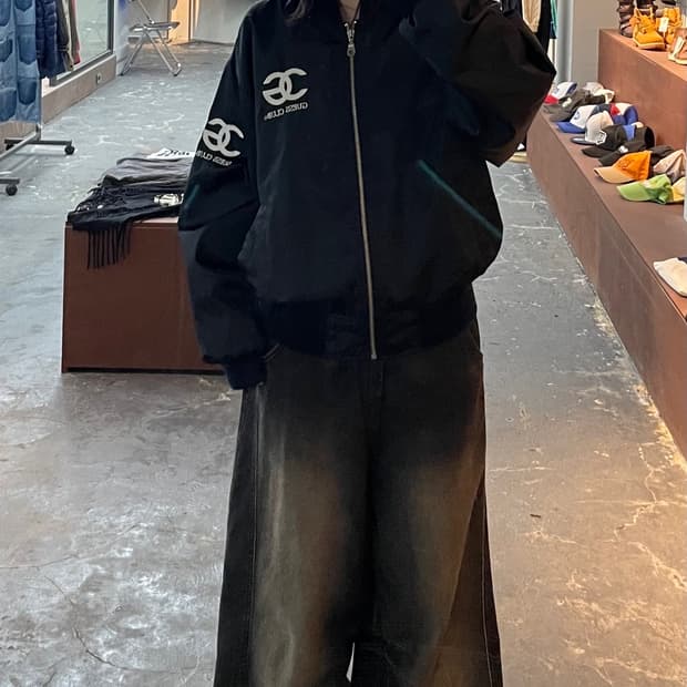 게스클럽 올드스쿨 빅로고 항공자켓 H1027