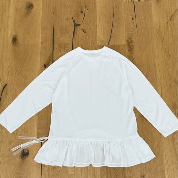 guav 프릴 티셔츠