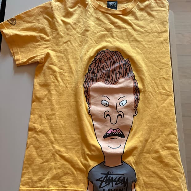 스투시 비버스,버트헤드 콜라보 그래픽 반팔