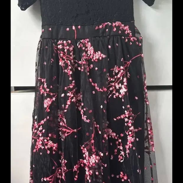 블랙 레이스 플라워 롱 원피스