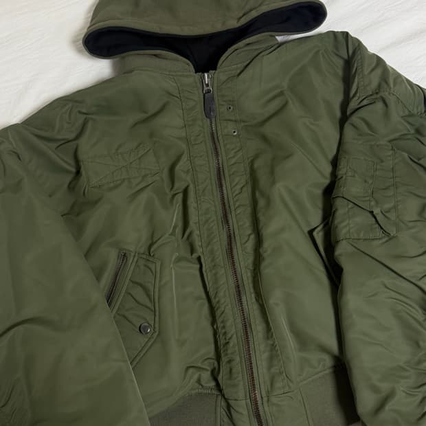 (네고x)카미엔 듀얼 후디 봄버