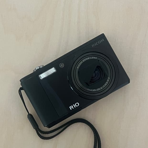리코 ricoh R10 (상태확인)