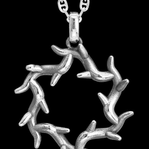 킹크로치 CROWN OF THORNS STAR PENDANT 펜던트