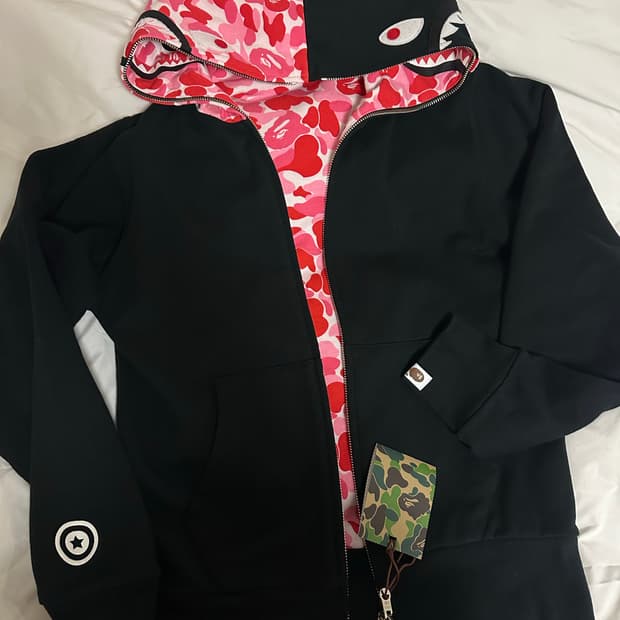 정품 새상품 베이프 샤크 ABC 핑크 카모 리버시블 풀 후드 집업 S