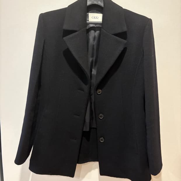 오르 블랙 코트자켓