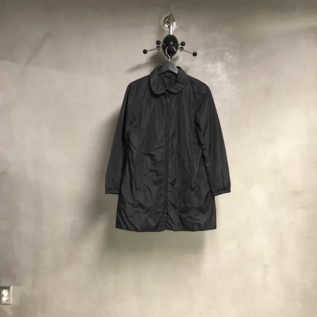 프라다 블랙 코트 42(W)