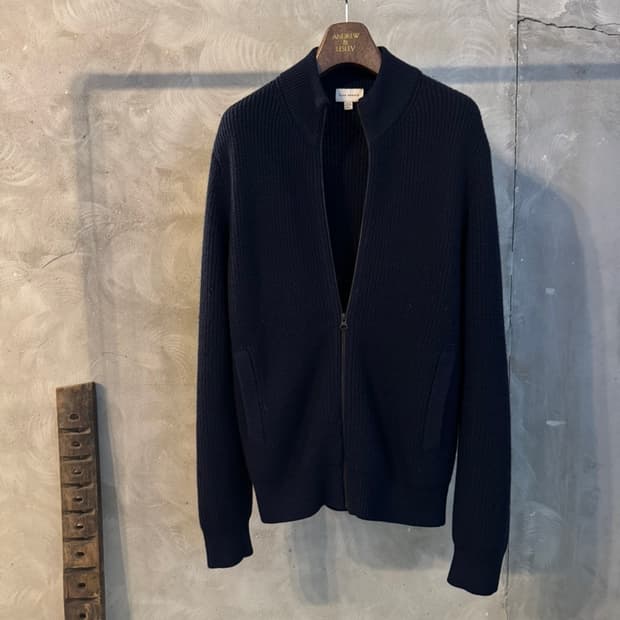 클럽모나코 짚업 가디건 100