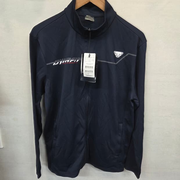 다이나핏 블랭크 알파 트랙탑 져지집업 xl