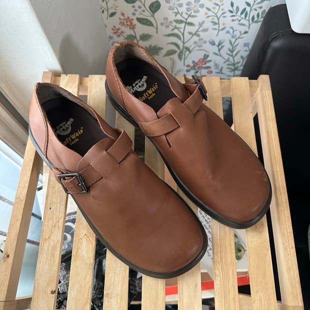 닥터마틴 페트리샤 270(9US-8UK)