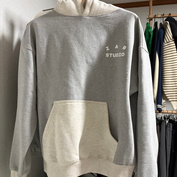 아이앱 스튜디오 후드티