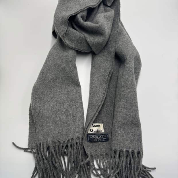 아크네스튜디오 