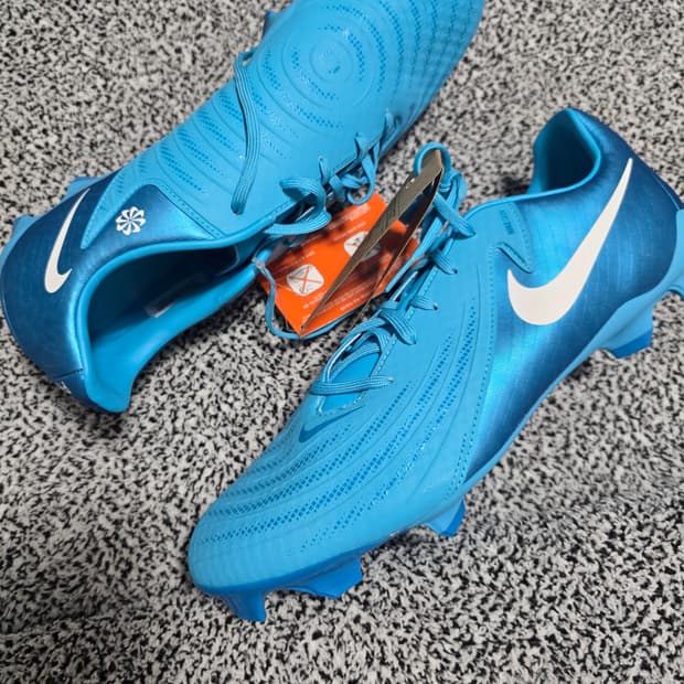 새제품) 나이키팬텀 gx2 아카데미블루 fg/MG 280 판매합니다.