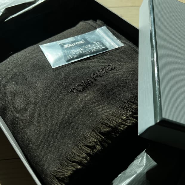 톰포드 울실크 머플러 다크브라운