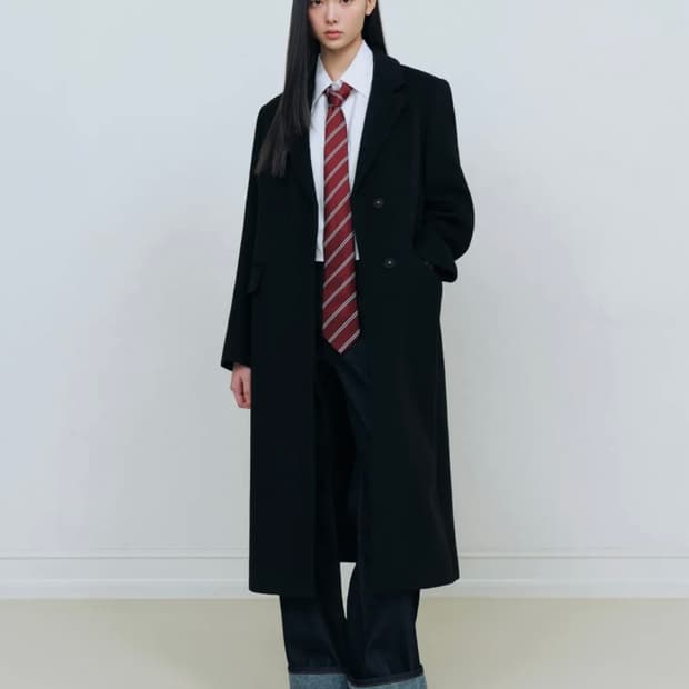 무신사 스탠다드 우먼즈 캐시미어 블렌드 체스터 롱 코트 블랙