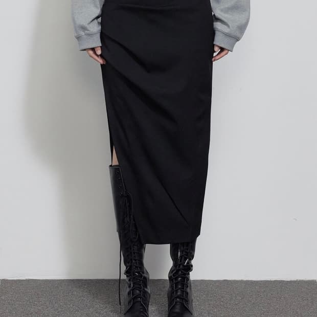 보헤미안서울 사이드 턱 펜슬 스커트 블랙 2사이즈 판매