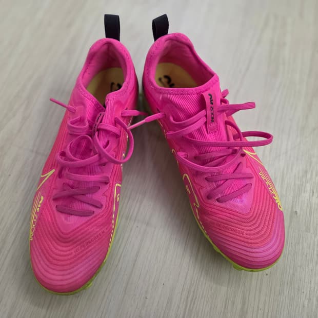 260나이키 줌 머큐리얼 베이퍼 15 풋살화 핑크