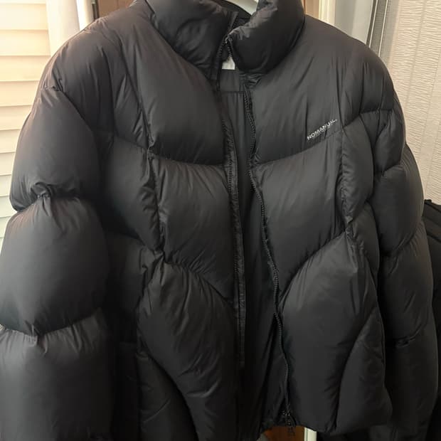 노매뉴얼 엘라 덕 다운