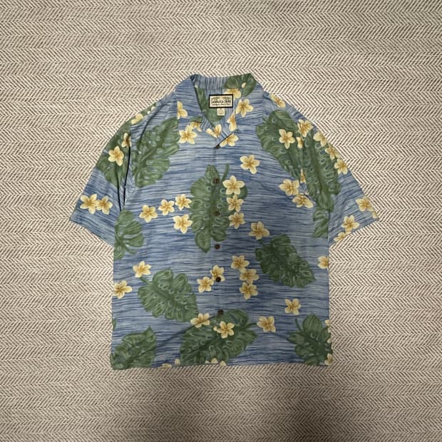 VINTAGE silk 100% aloha shirt