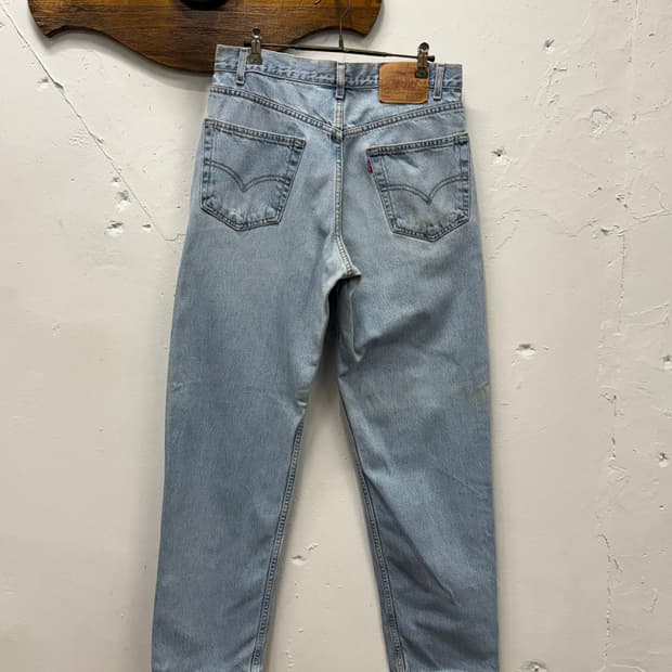 31.5) 00s Mexico Levi’s 550 Relaxed Fit 