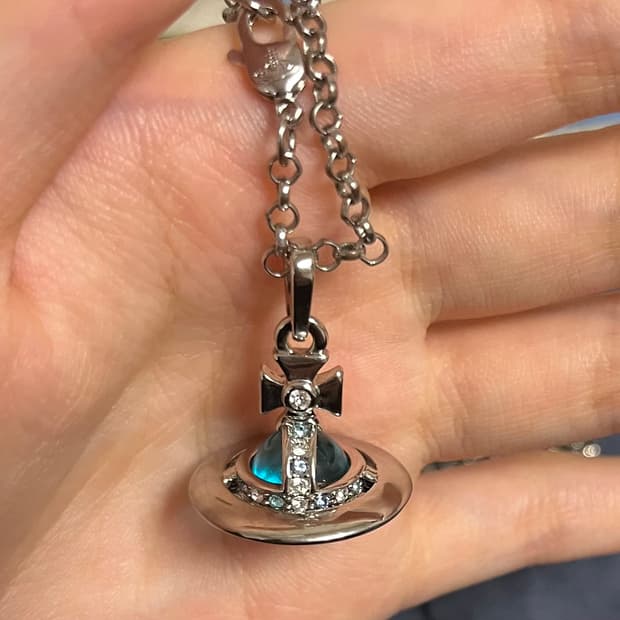 비비안웨스트우드 그린블루 orb 목걸이