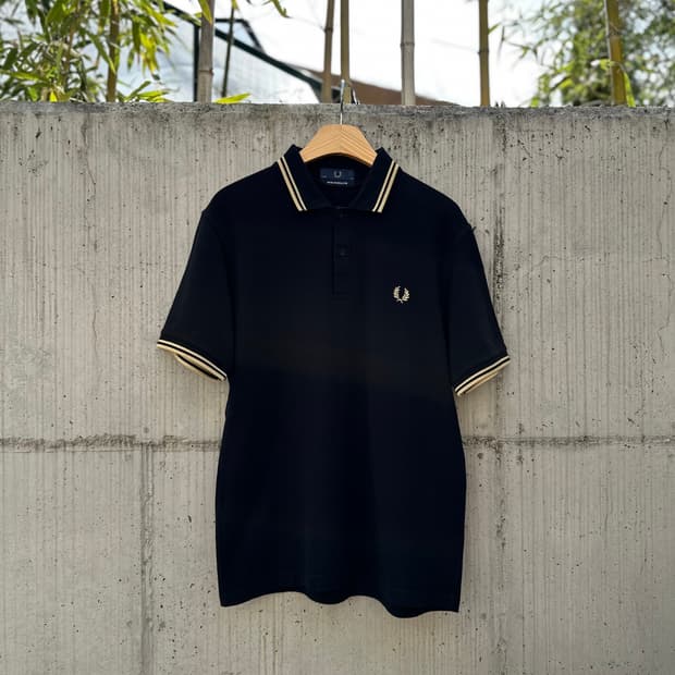 프레드 페리 트윈팁 카라 티셔츠
