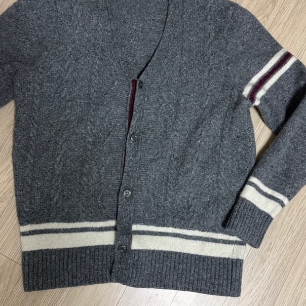 W.ANGLE 남성 골프 가디건입니다  사이즈는 105이고, 가슴둘레 1