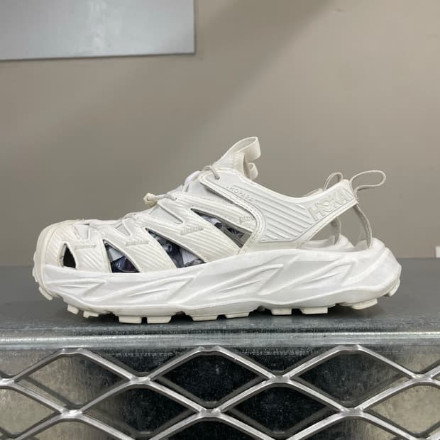 호카 호파라 화이트 230