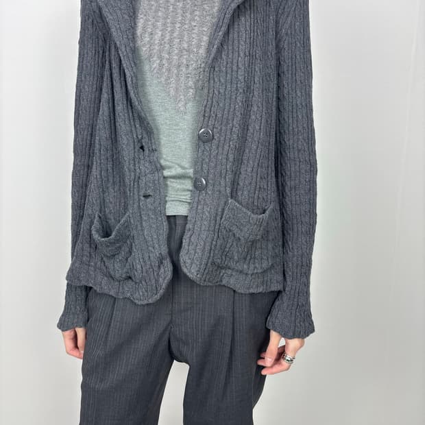DRAPEY CABLE KNIT CARDIGAN