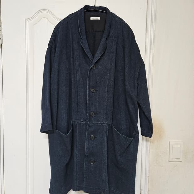 ISSEY MIYAKE 이세이미야케 플랜테이션 인디고 다이 데님 코트