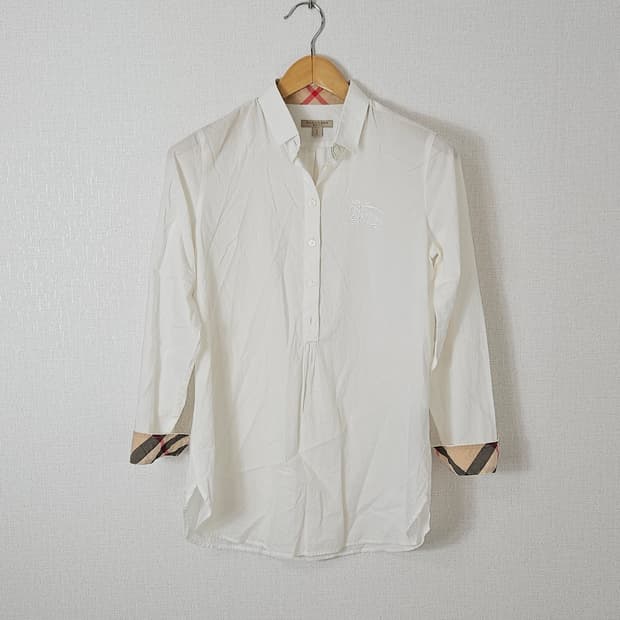버버리 브릿 BURBERRY 롤업 셔츠 하프버튼 자수로고 S (정품)