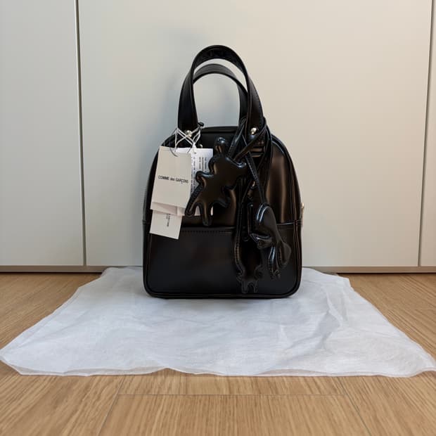 미사용 꼼데가르송 걸 참 미니 도트백