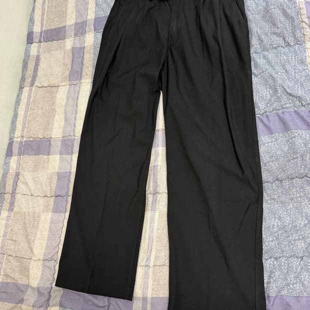 어나더오피스 산티아고 블랙 와이드 팬츠 03사이즈 판매합니다.