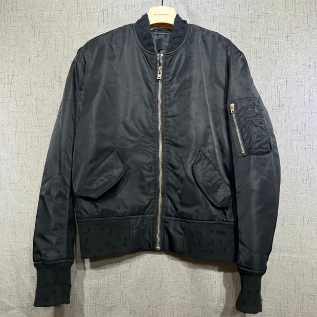 이로(IRO) SIGVALD 시그발드 항공점퍼 블랙 FREE