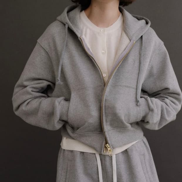오어 ORE COTTON Cropped Hoodie Jumper