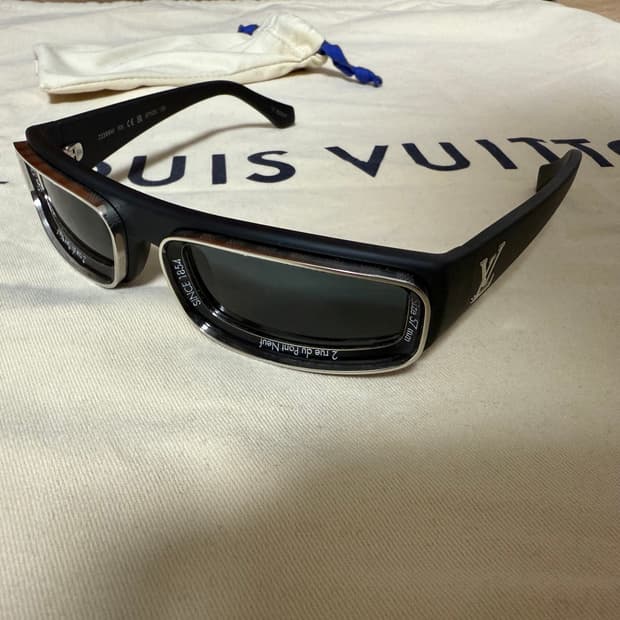 루이비통 LV 슈퍼비전 로우 선글라스