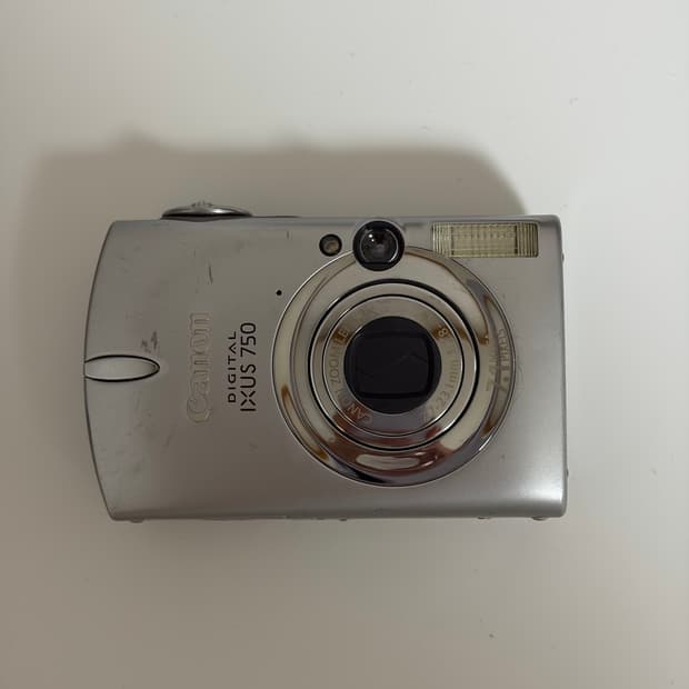 익서스 ixus750