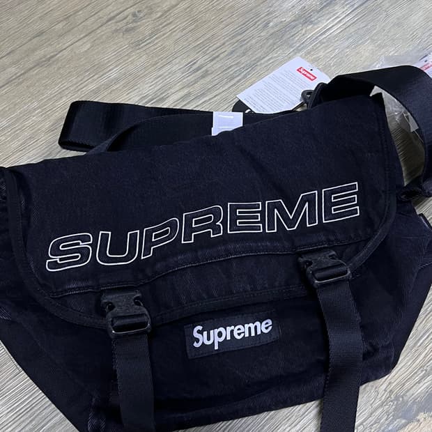 25f/w 슈프림 supreme 흑청 메신저백
