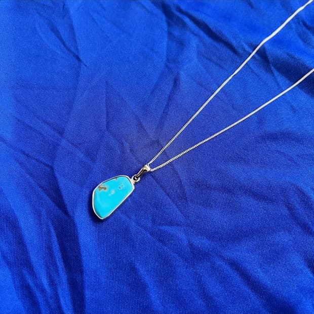AmiGo tUrqUoise pendant