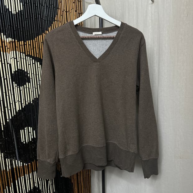 sunny clouds v-neck mtm