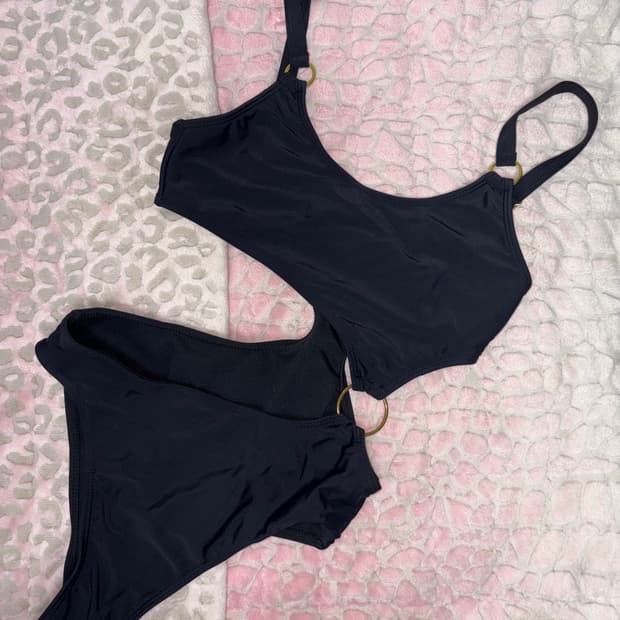 새상품 모노키니 