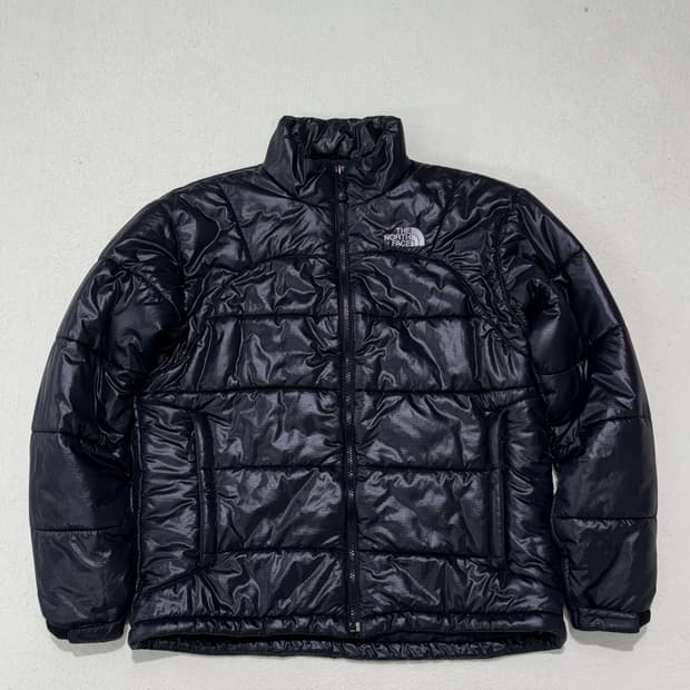 노스페이스 유광 블랙 경량 패딩 100 사이즈