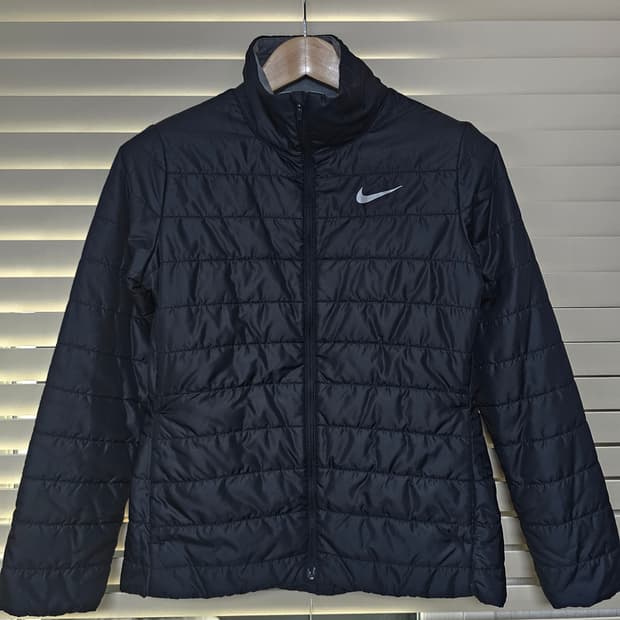나이키 여성 골프 경량패딩 M