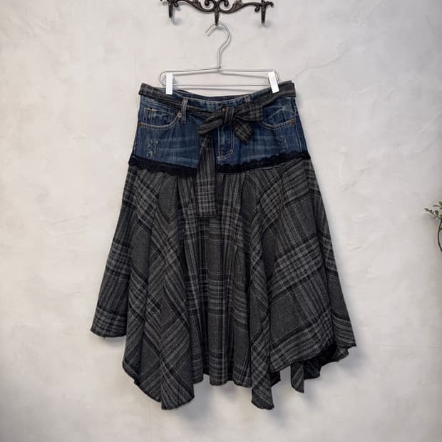 Charcoal check denim lace layered skirt