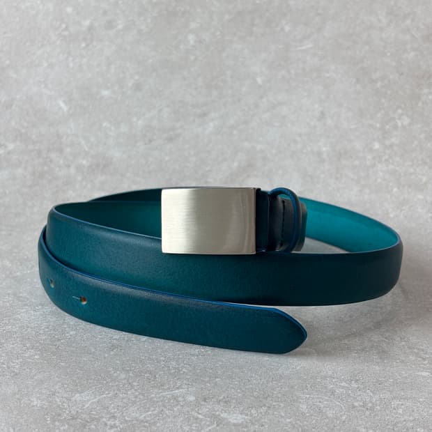 Oribell 미니멀 사각 스틸 버클 이태리 베지터블 벨트 에메랄드