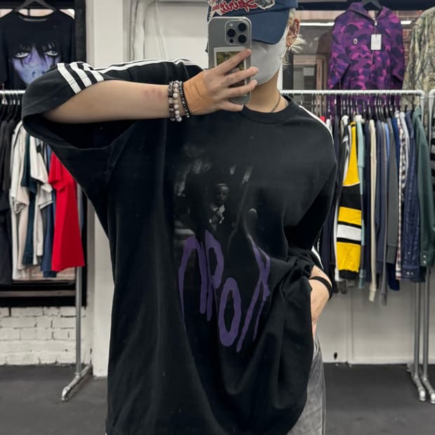 아디다스 X Korn 티셔츠