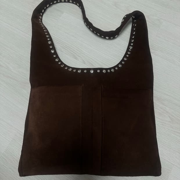 기마구아스 브라운 스웨이드 숄더백